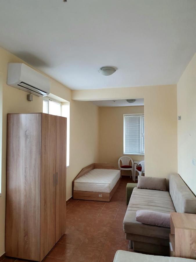 Viriks Hotel Burgasz Kültér fotó