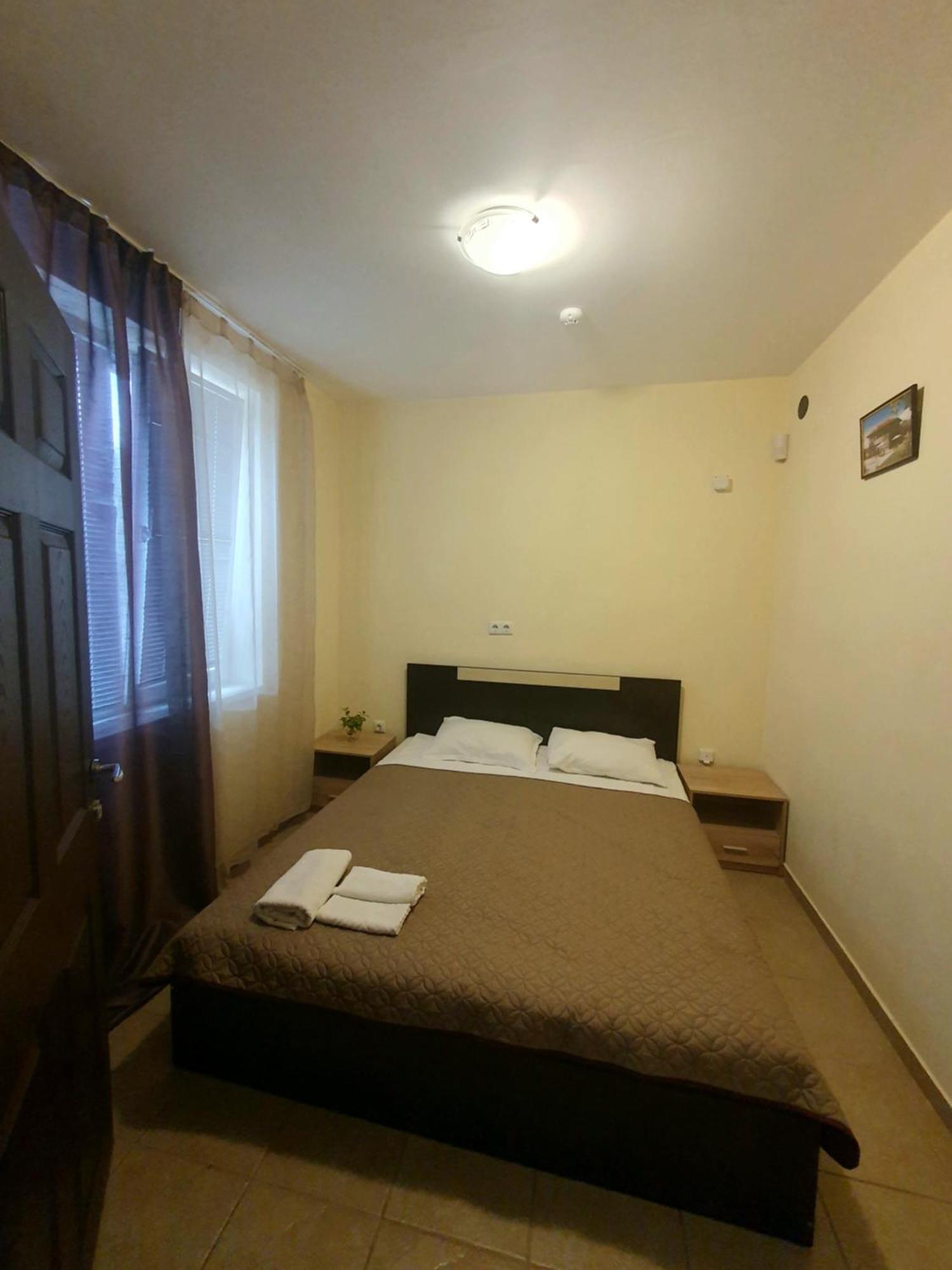 Viriks Hotel Burgasz Kültér fotó