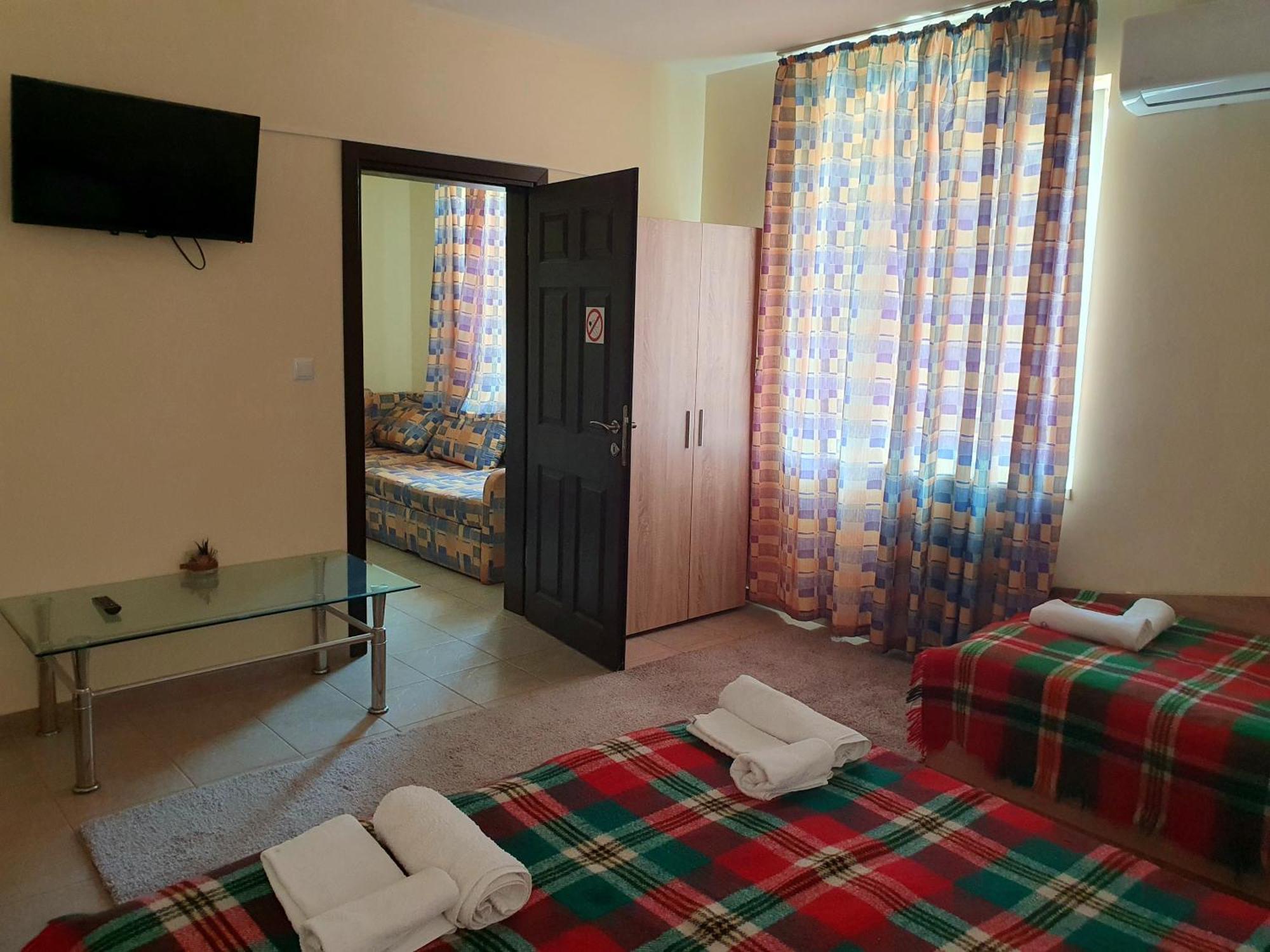 Viriks Hotel Burgasz Kültér fotó