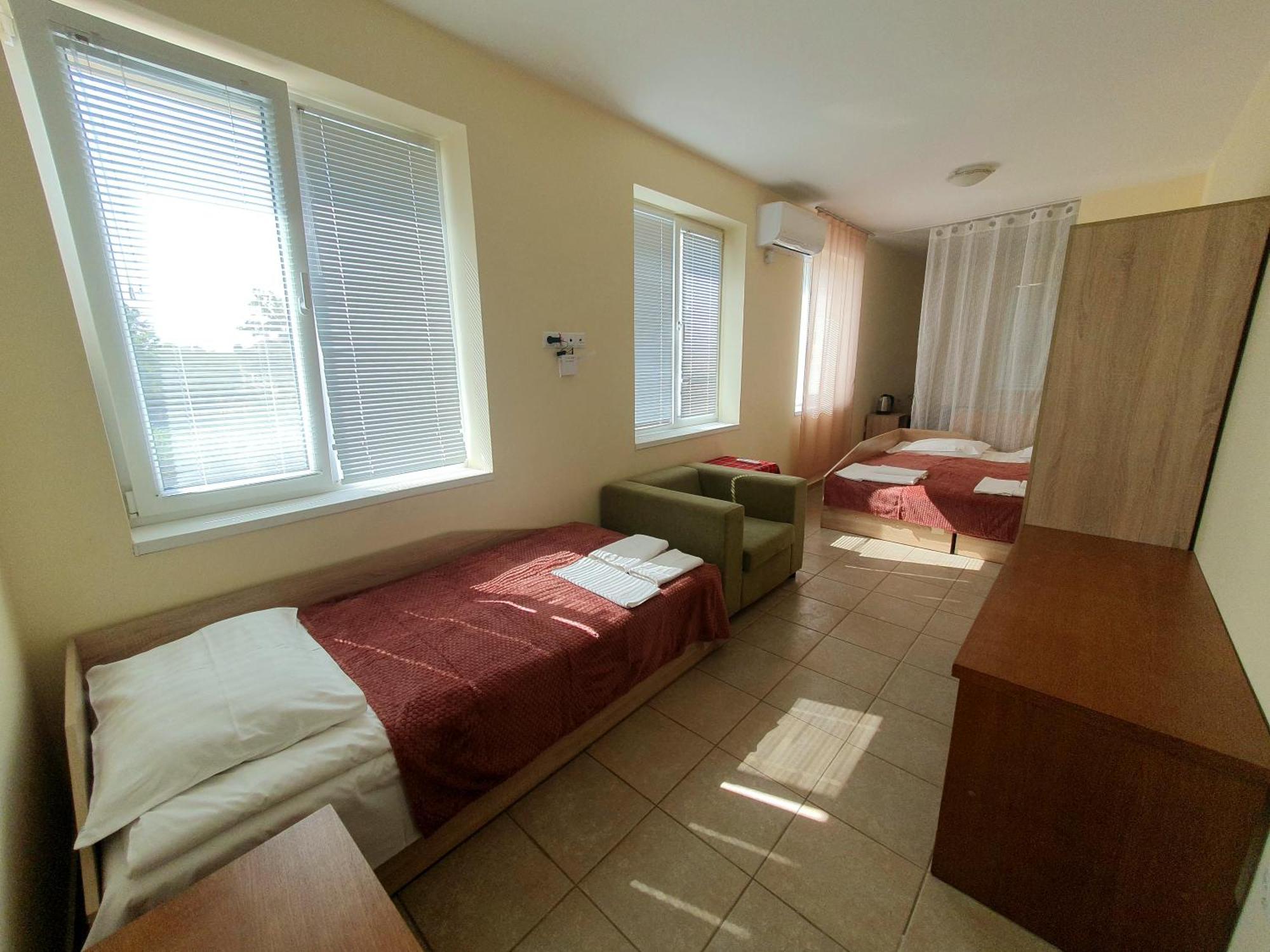 Viriks Hotel Burgasz Kültér fotó